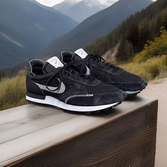 Nike DBreak-Type CJ1156-003 Men's Black & White Waffle Bottom Sneakers Size 8M - Picture 1 of 16